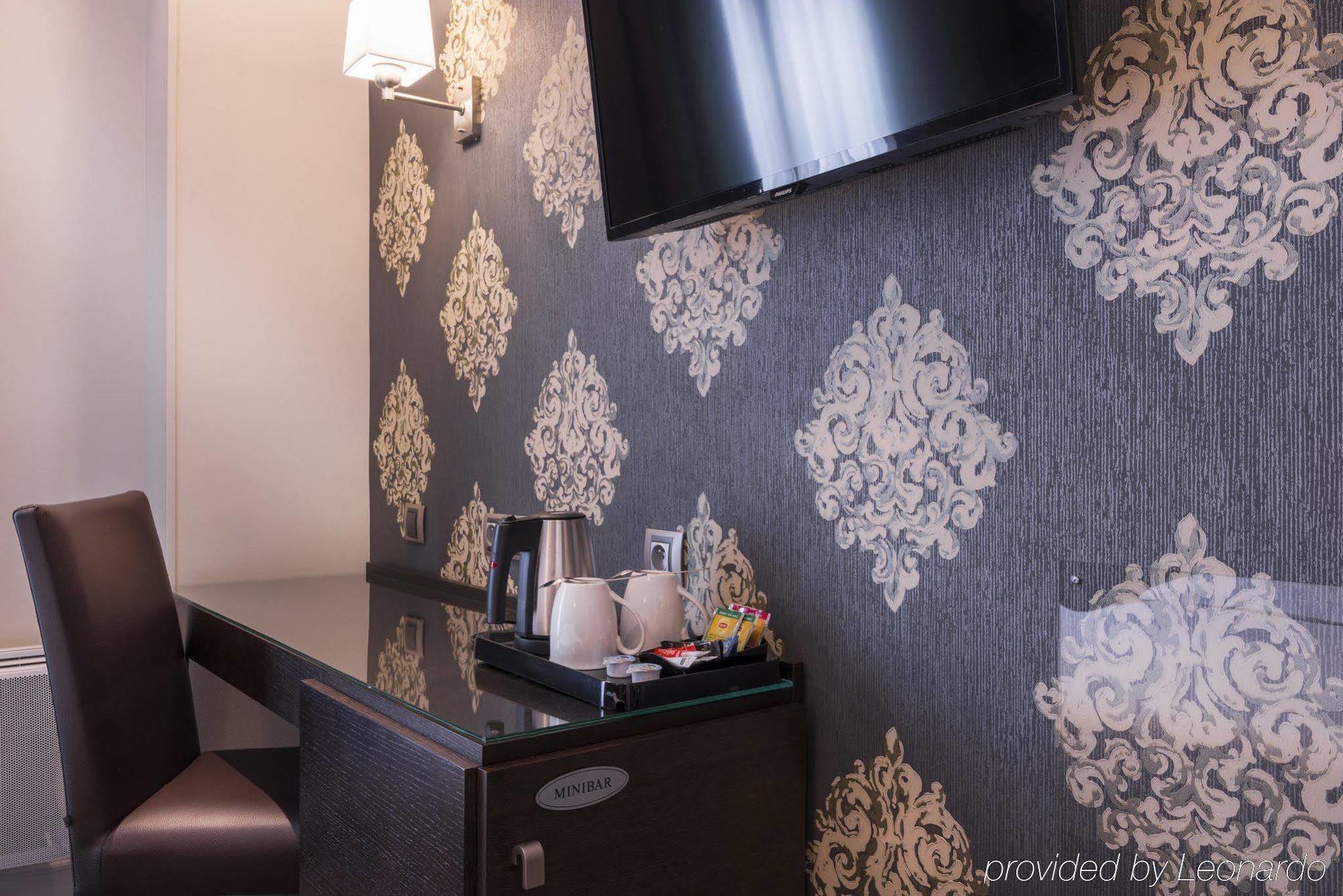 Volney Opera Hotel