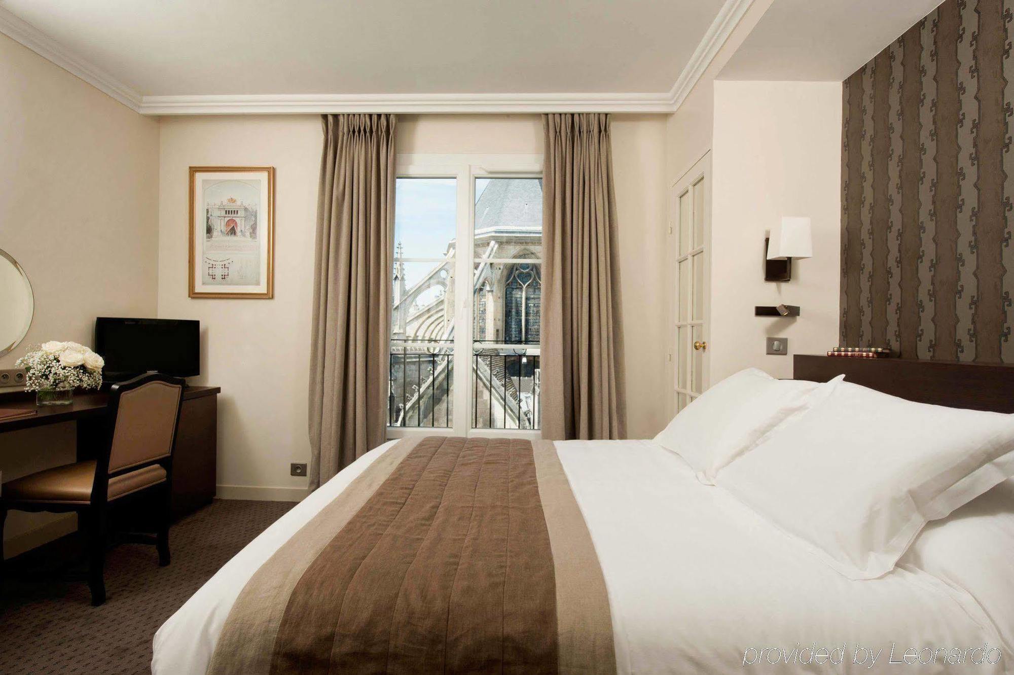 Henri Iv Rive Gauche 3*