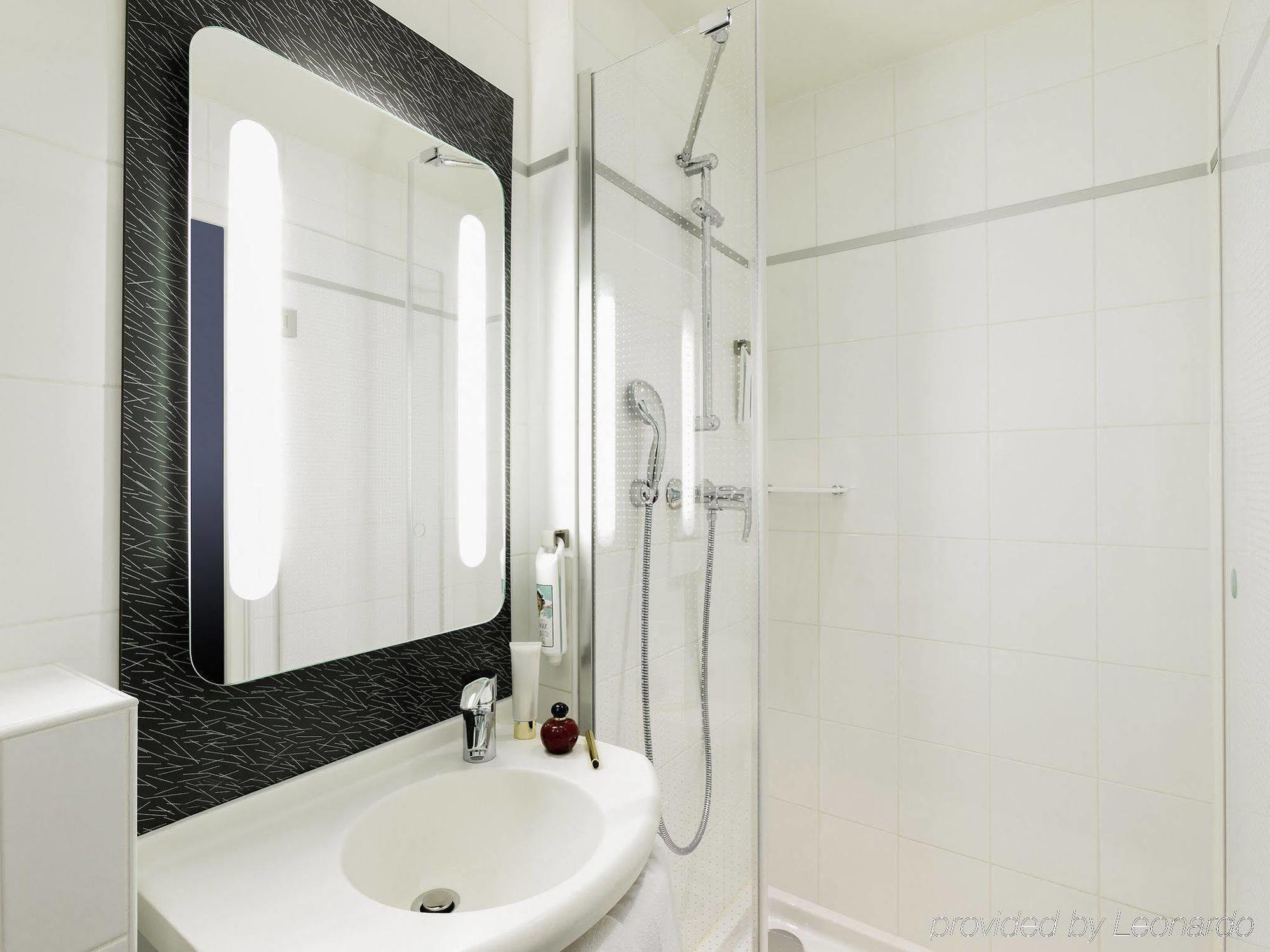 Hotel Ibis Gare Du Nord Tgv