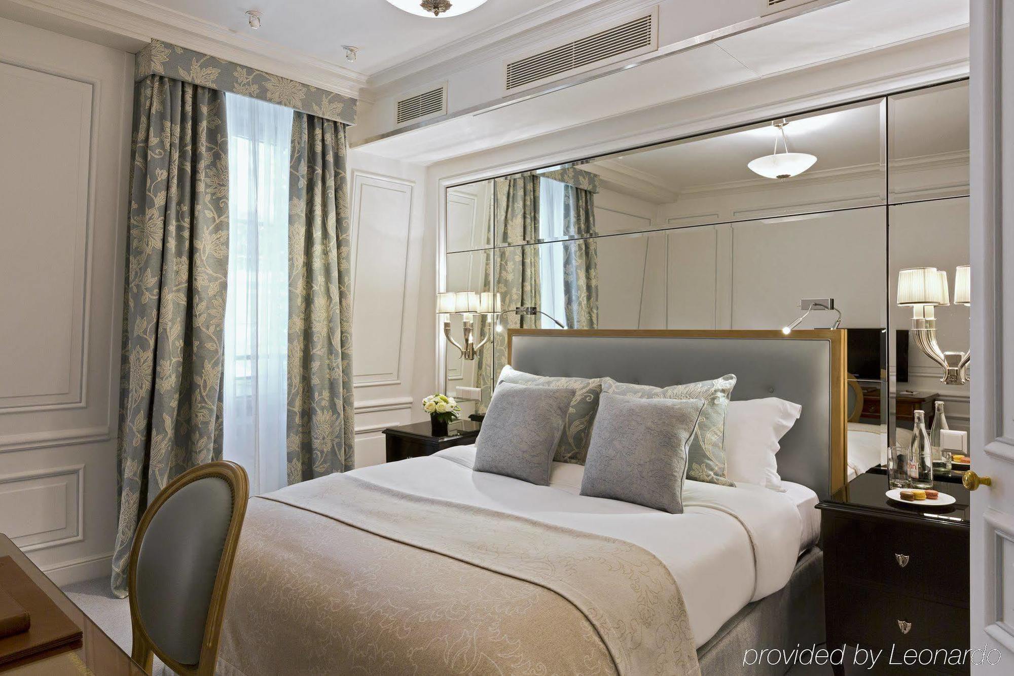 San Regis Hotel 5*