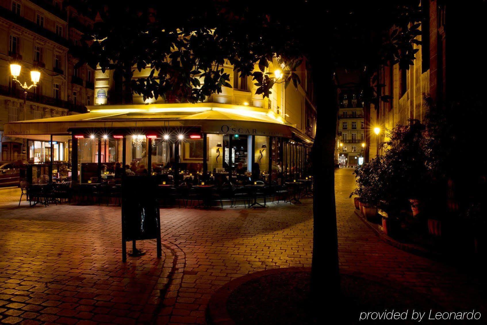 Lumen Louvre Hotel