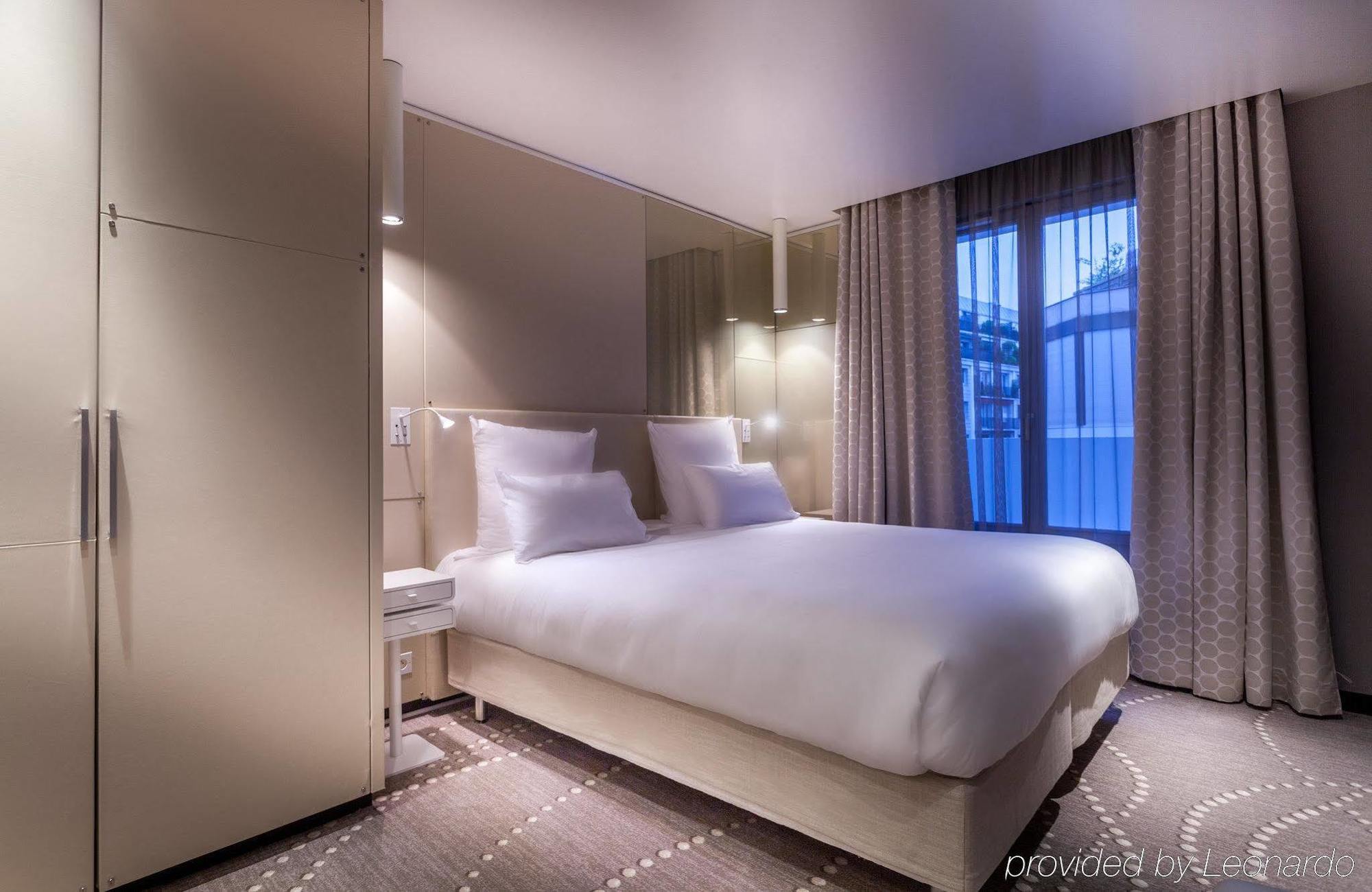Hotel Felicien & Paris