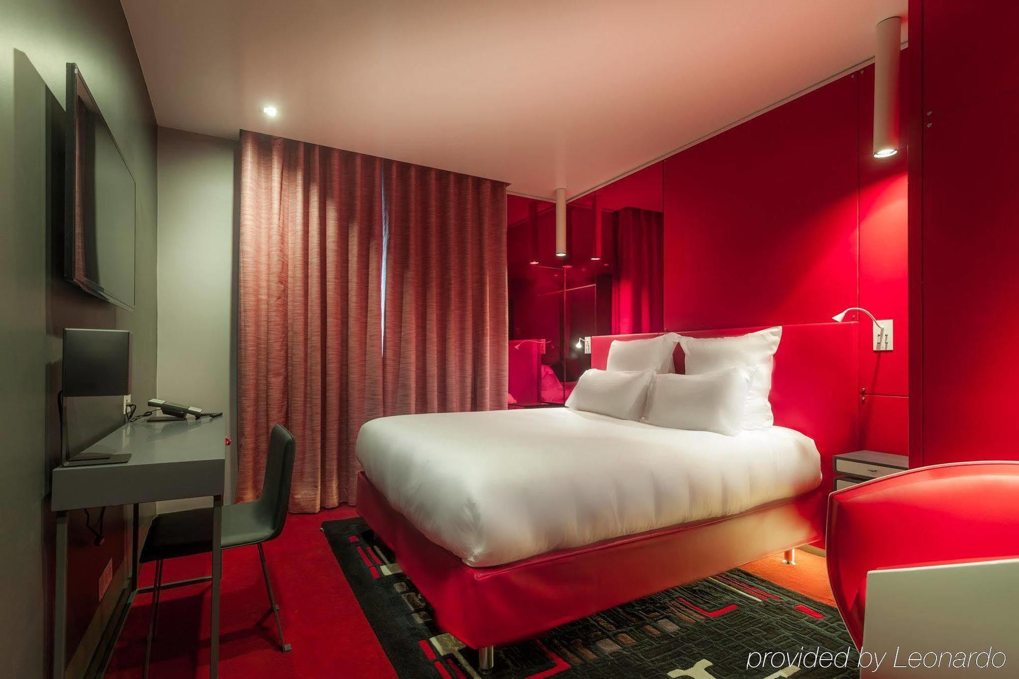 Felicien & 4* Paris