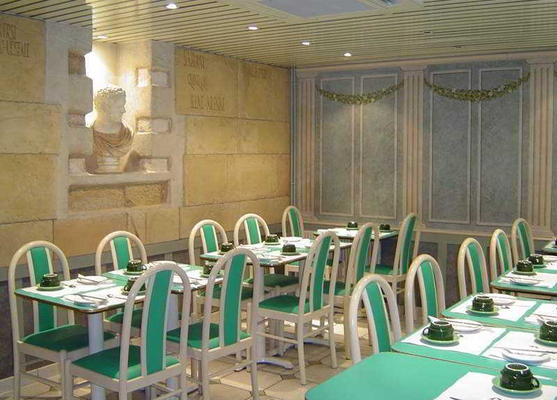 Des Arenes 3* Paris