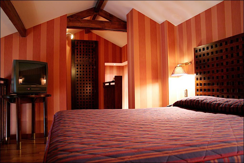 Pantheon Hotel Paris