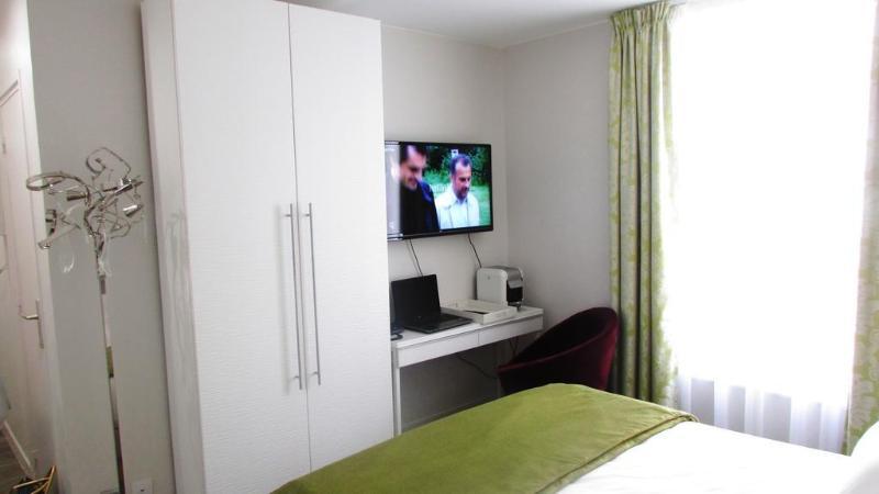 Hotel Eurogroup Champ De Mars 3*