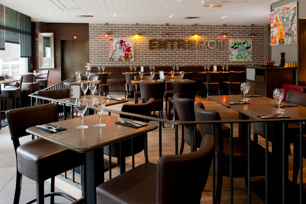 Hotel Mercure 19 Philharmonie La 4*