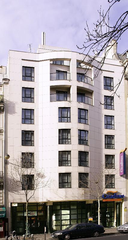 Aparthotel Citadines Republique 3*
