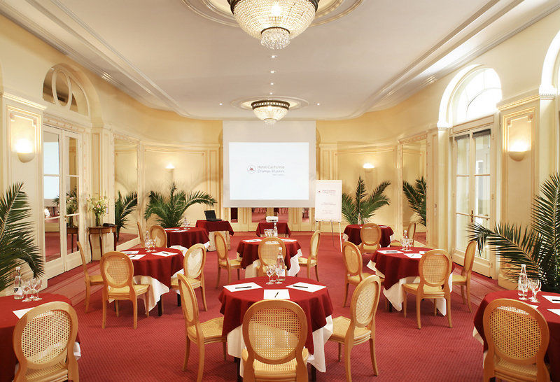 California 4* Paris