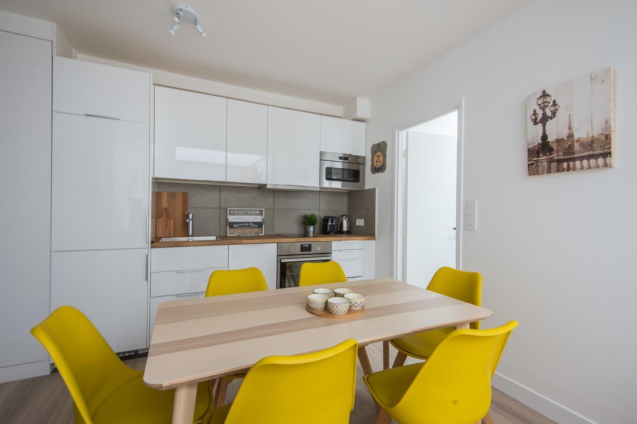 Vintage, F3 Avec Terrasse, Saint Charles Apartment