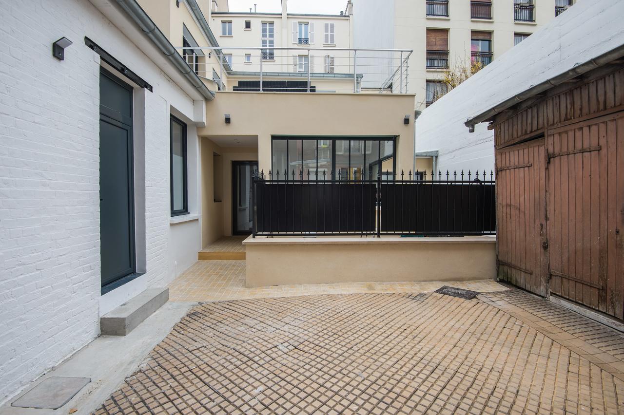 Vintage, F3 Avec Terrasse, Saint Charles Paris