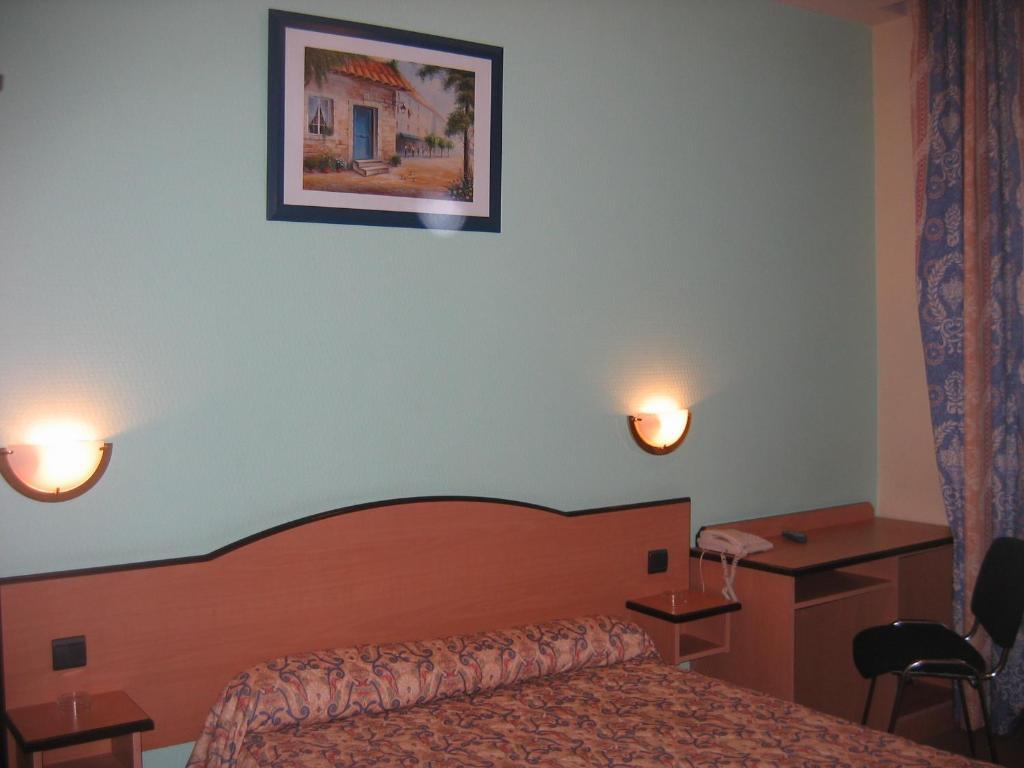 Hotel Ferney Republique