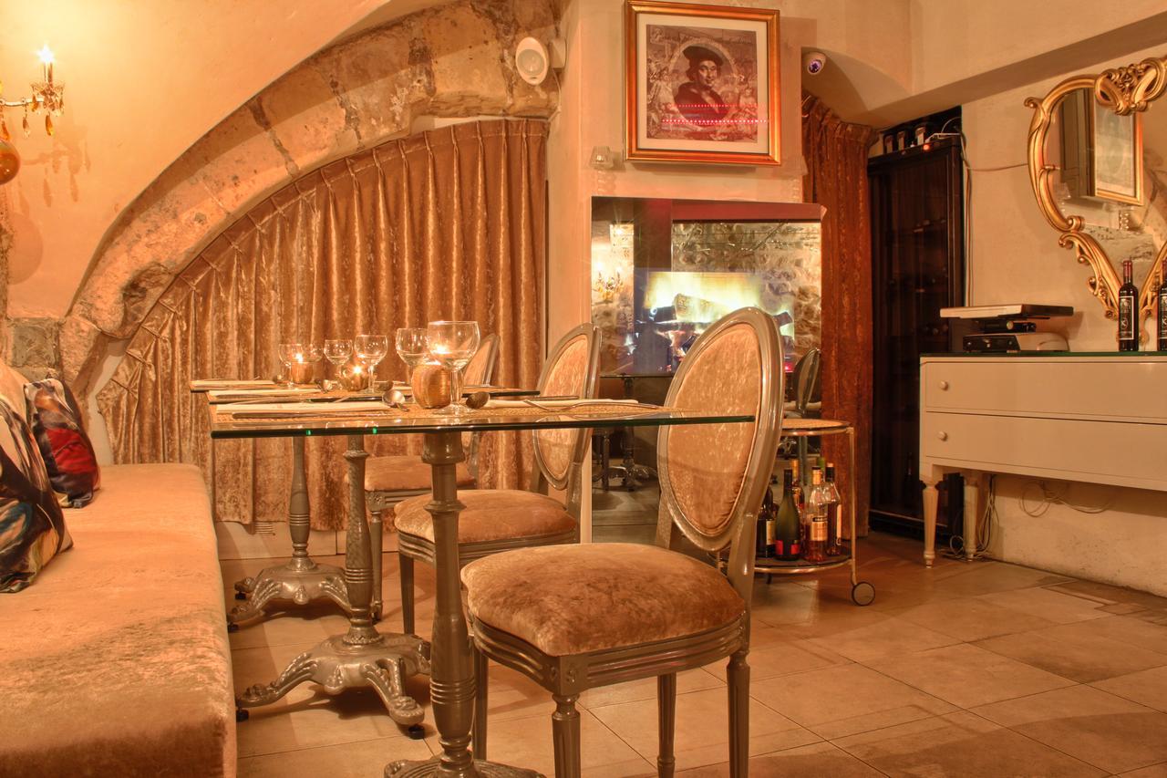 Hotel Boutique Konfidentiel