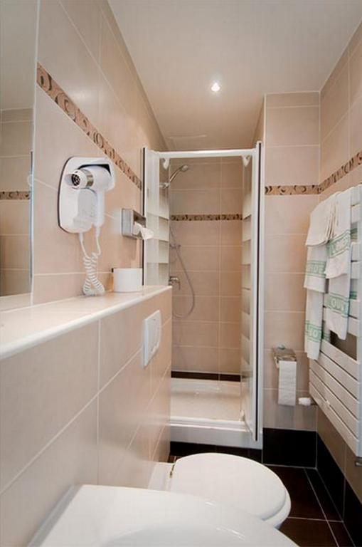 Hotel L'ouest 3*