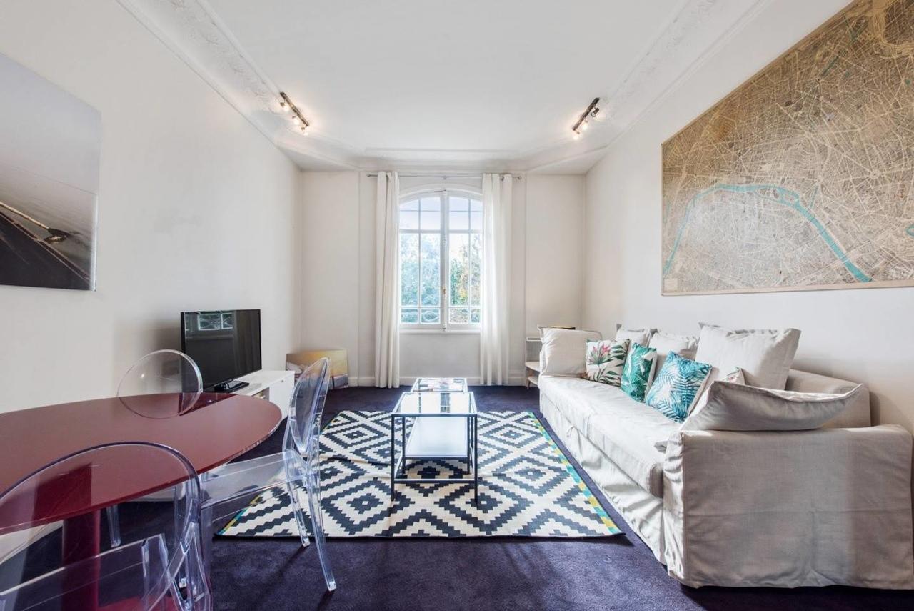 Nice 2Bed Flat With View On Champ De Mars! Apartment *