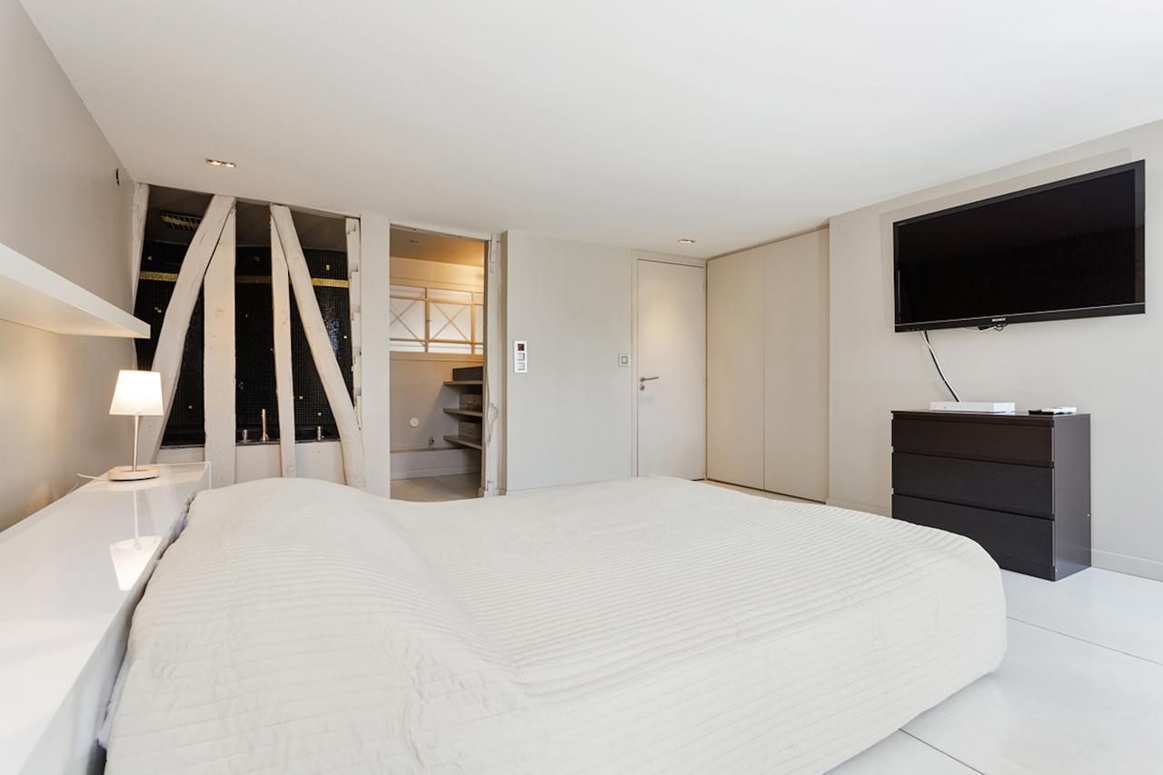 Private Penthouse - Champs Elysees - Arc De Triomphe Apartment *