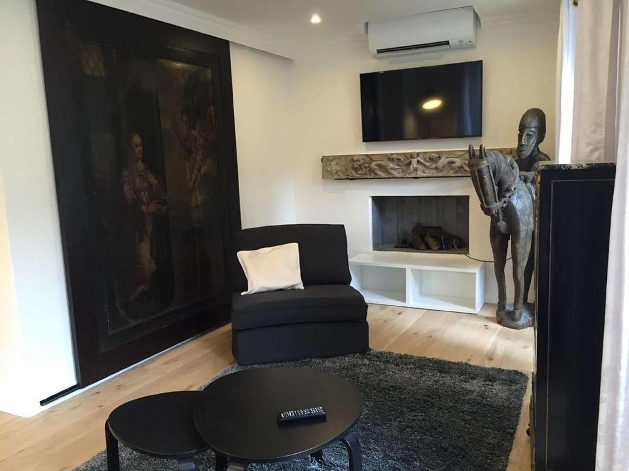 Bellechasse Apartments Apartment Paris