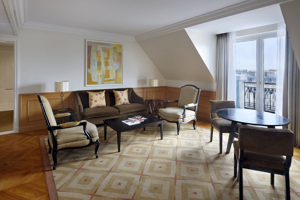 Marriott Champs Elysees 5*