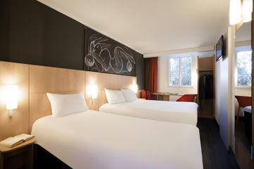 Hotel Ibis Maine Montparnasse 3*