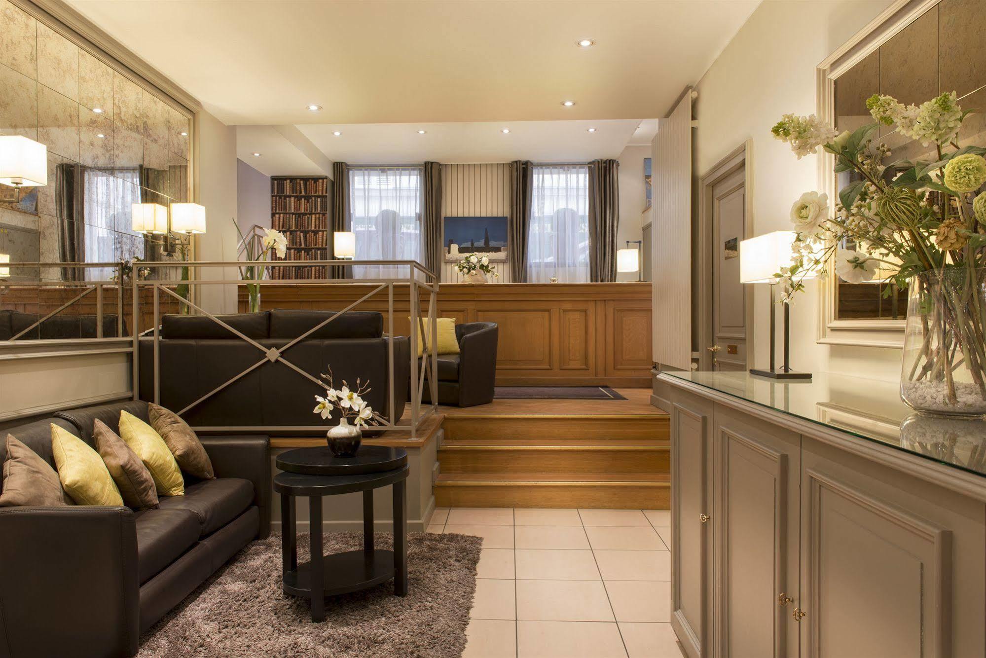Le Beaugency Hotel
