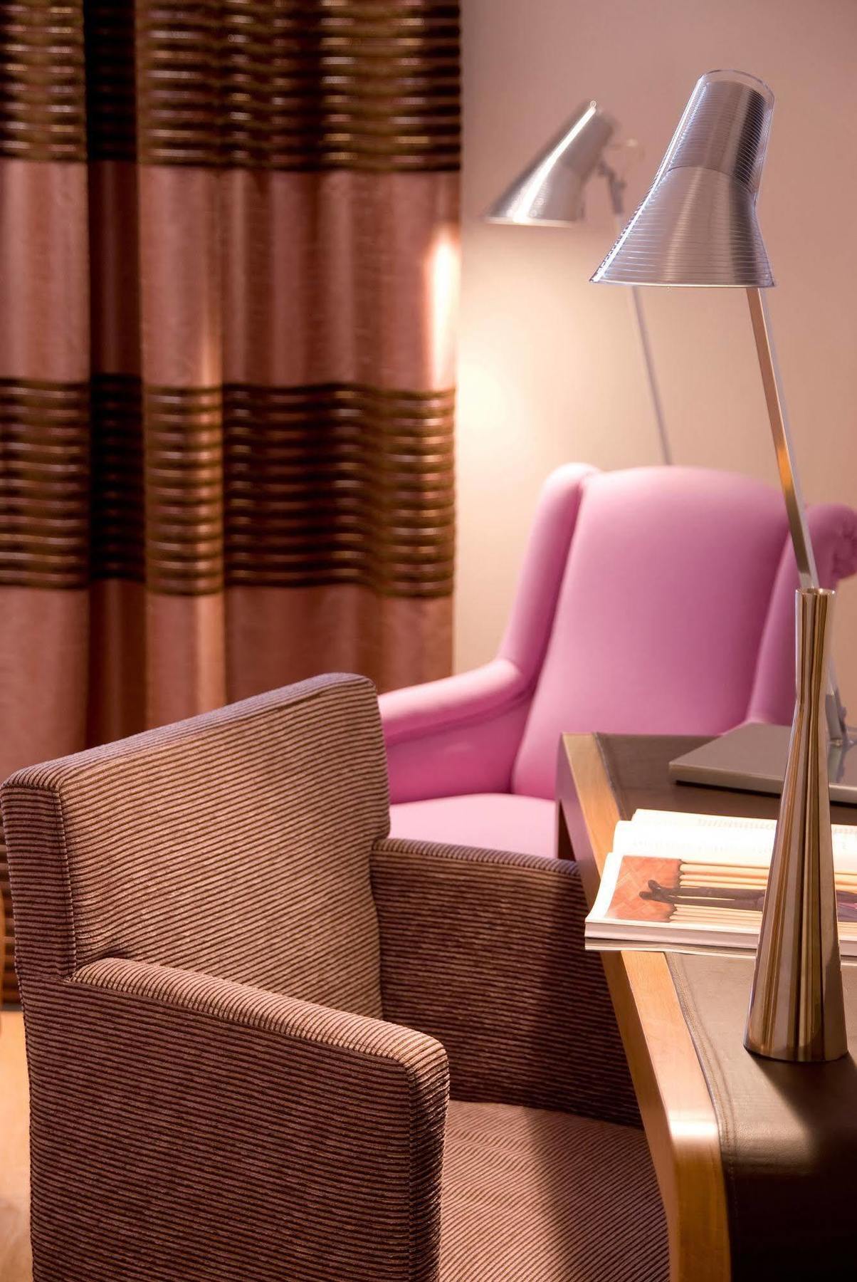 Hotel Le Six Paris