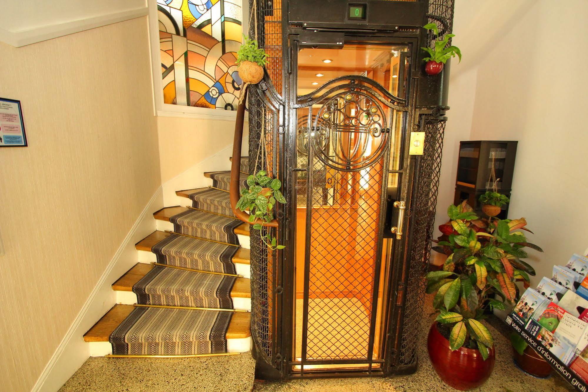 Hotel Virgina 3*