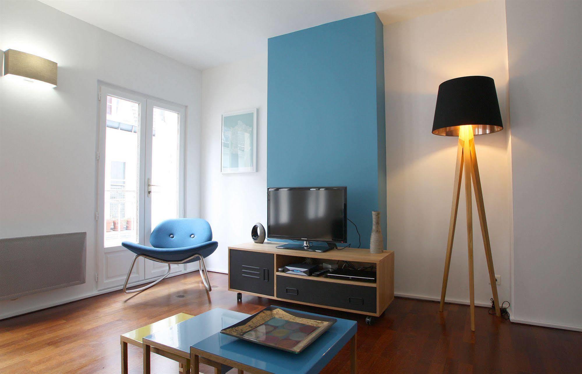 Centre - At Apartment