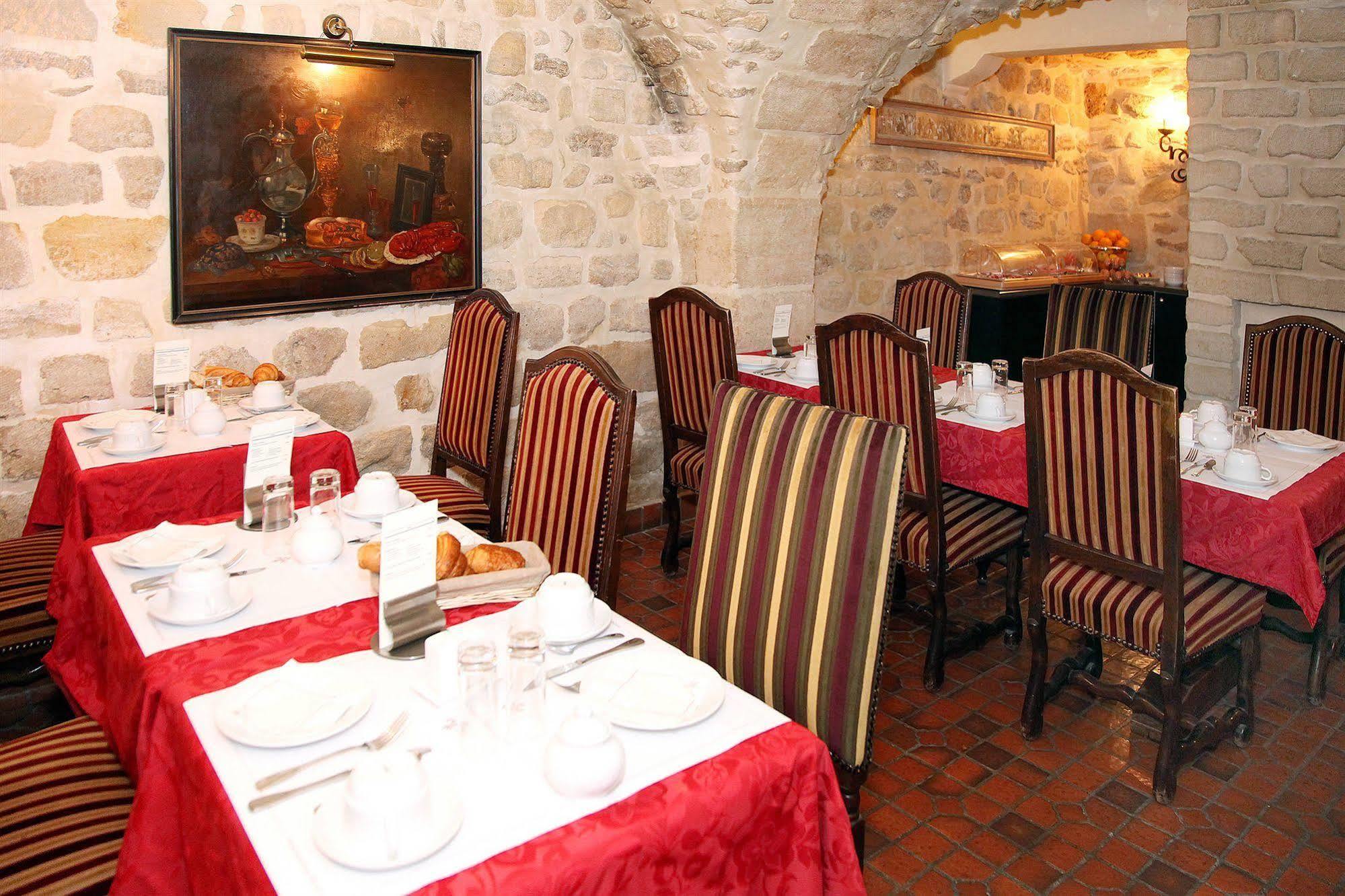 Hotel Saint-louis En L'isle