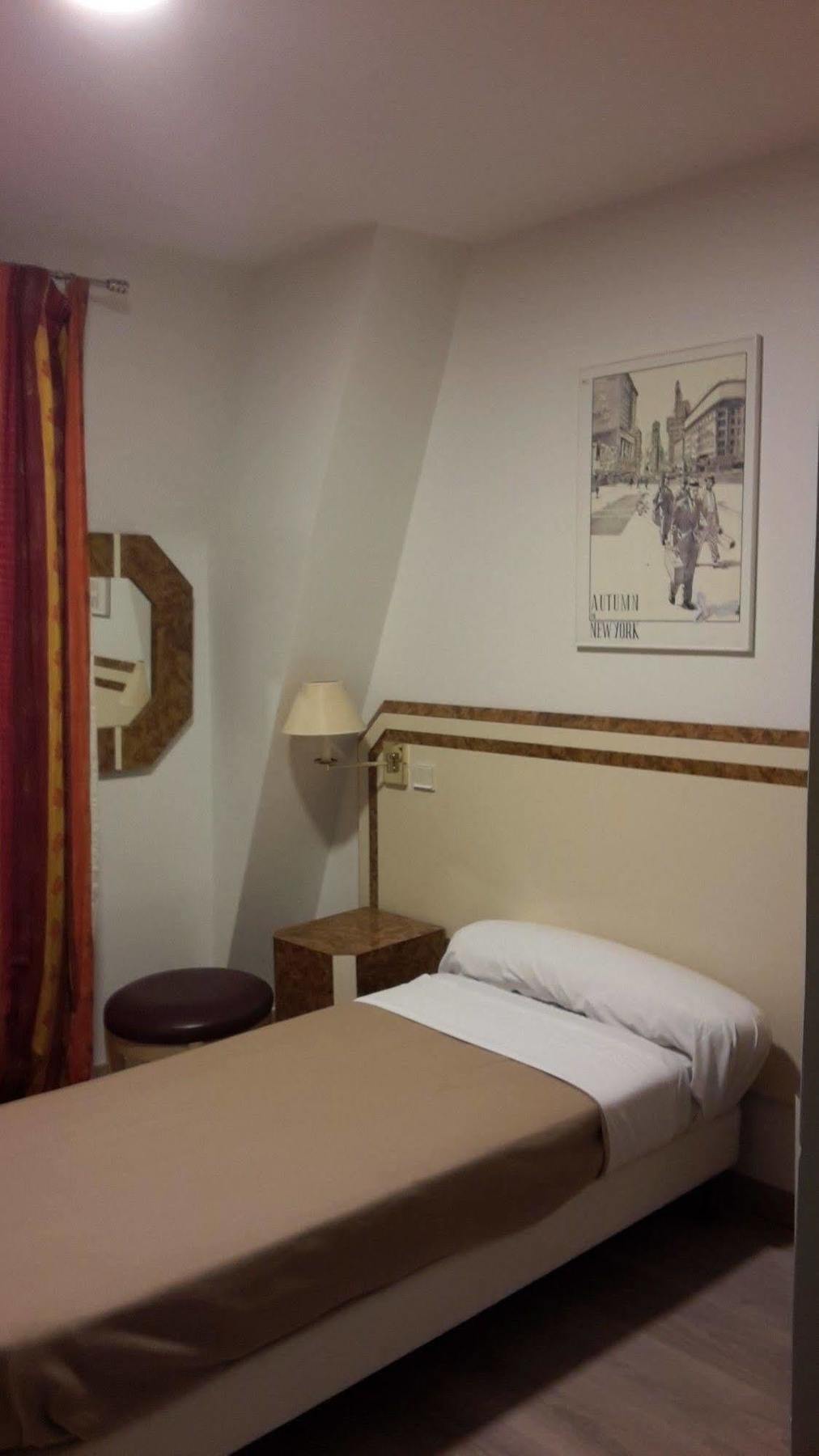 Azur Montmartre Hotel Paris