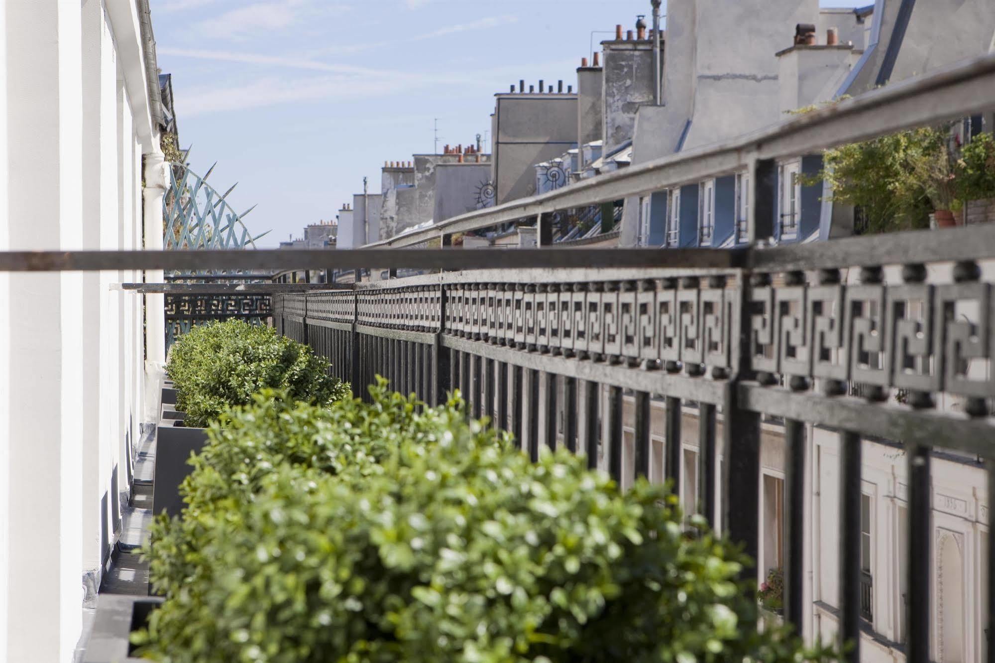 Nell 4* Paris