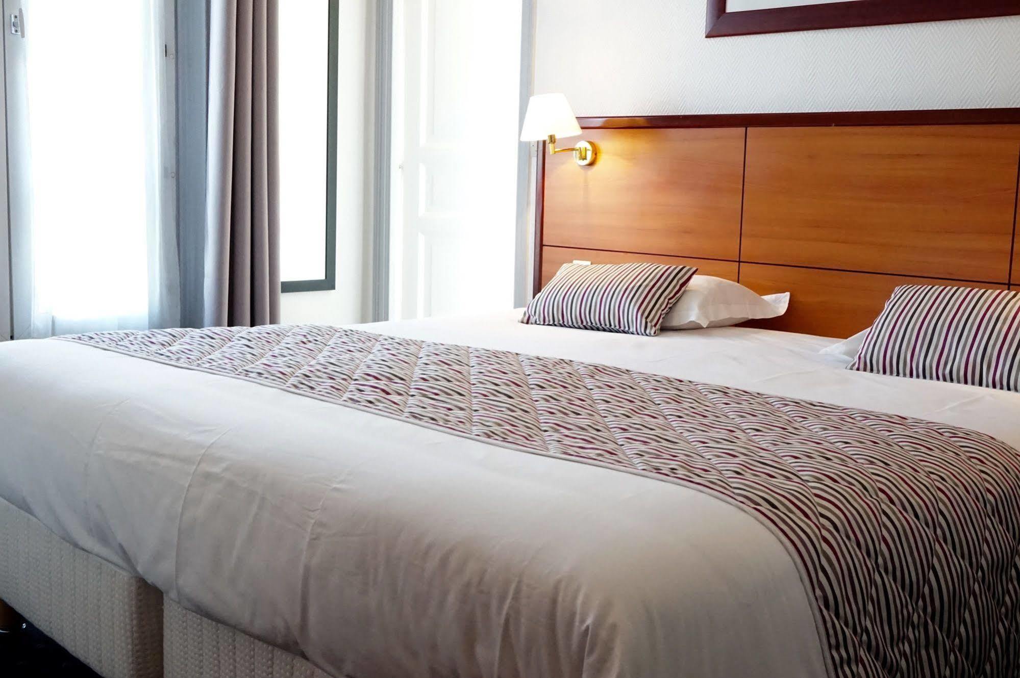 Coypel By Magna Arbor Hotel Paris