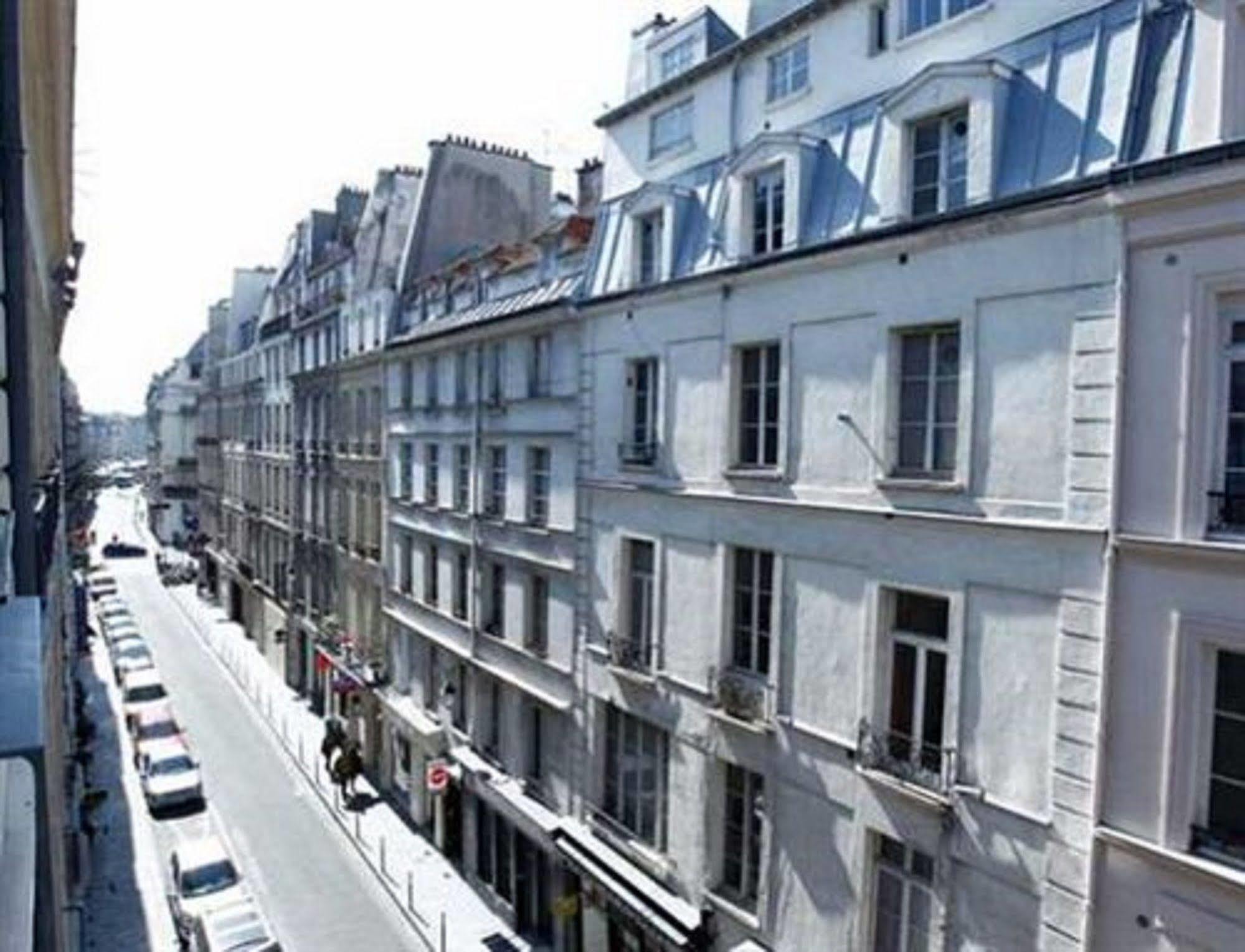 Du Pont Neuf * Paris