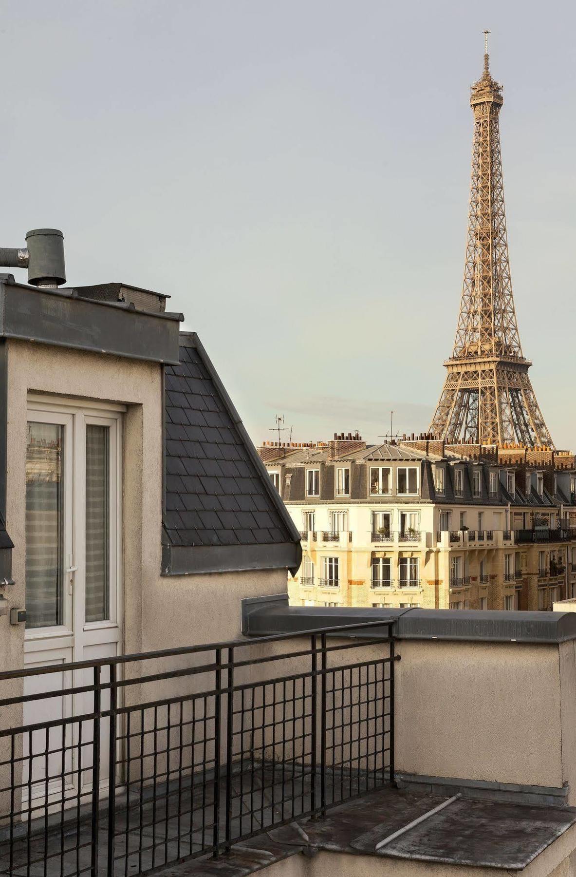 Hotel Timhotel Tour Eiffel Paris