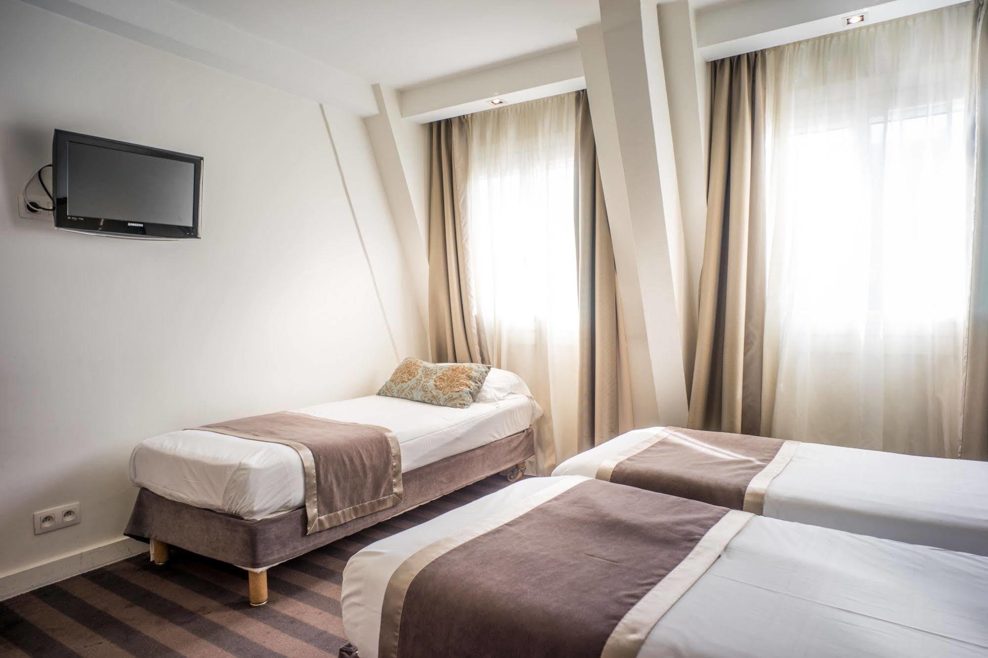 Art Hotel 3*