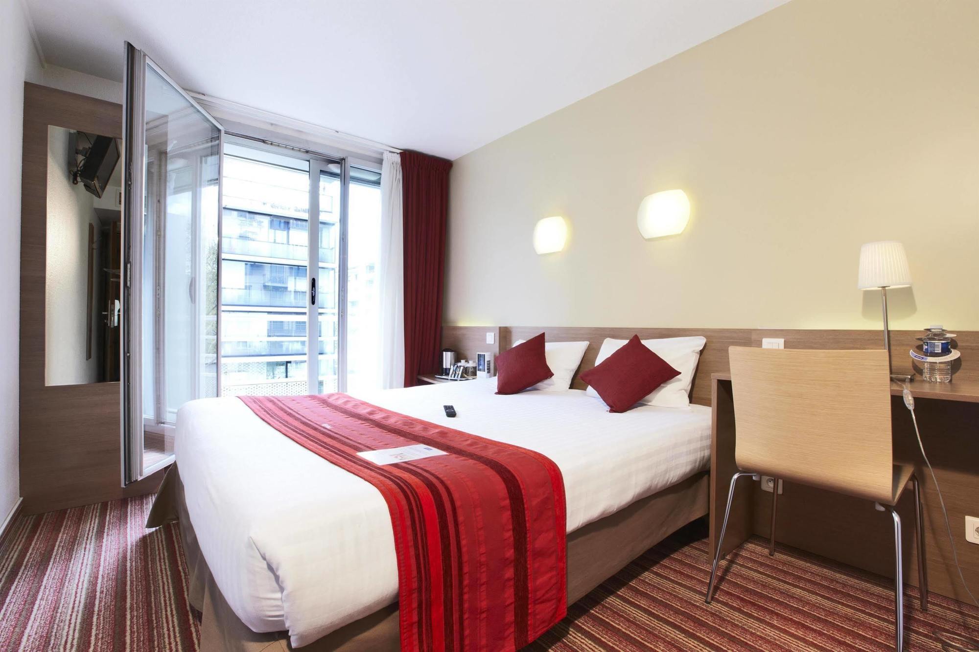 Kyriad Bercy Village