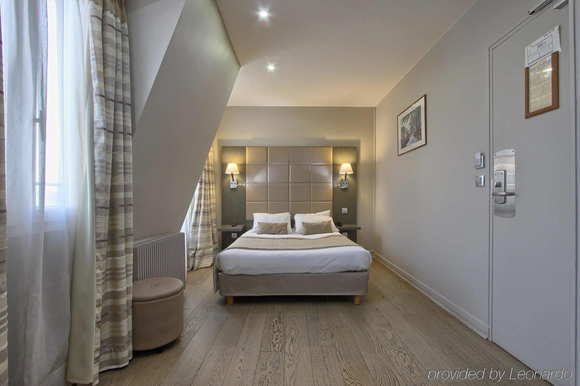 Margaux Opéra Montmartre Hotel Paris