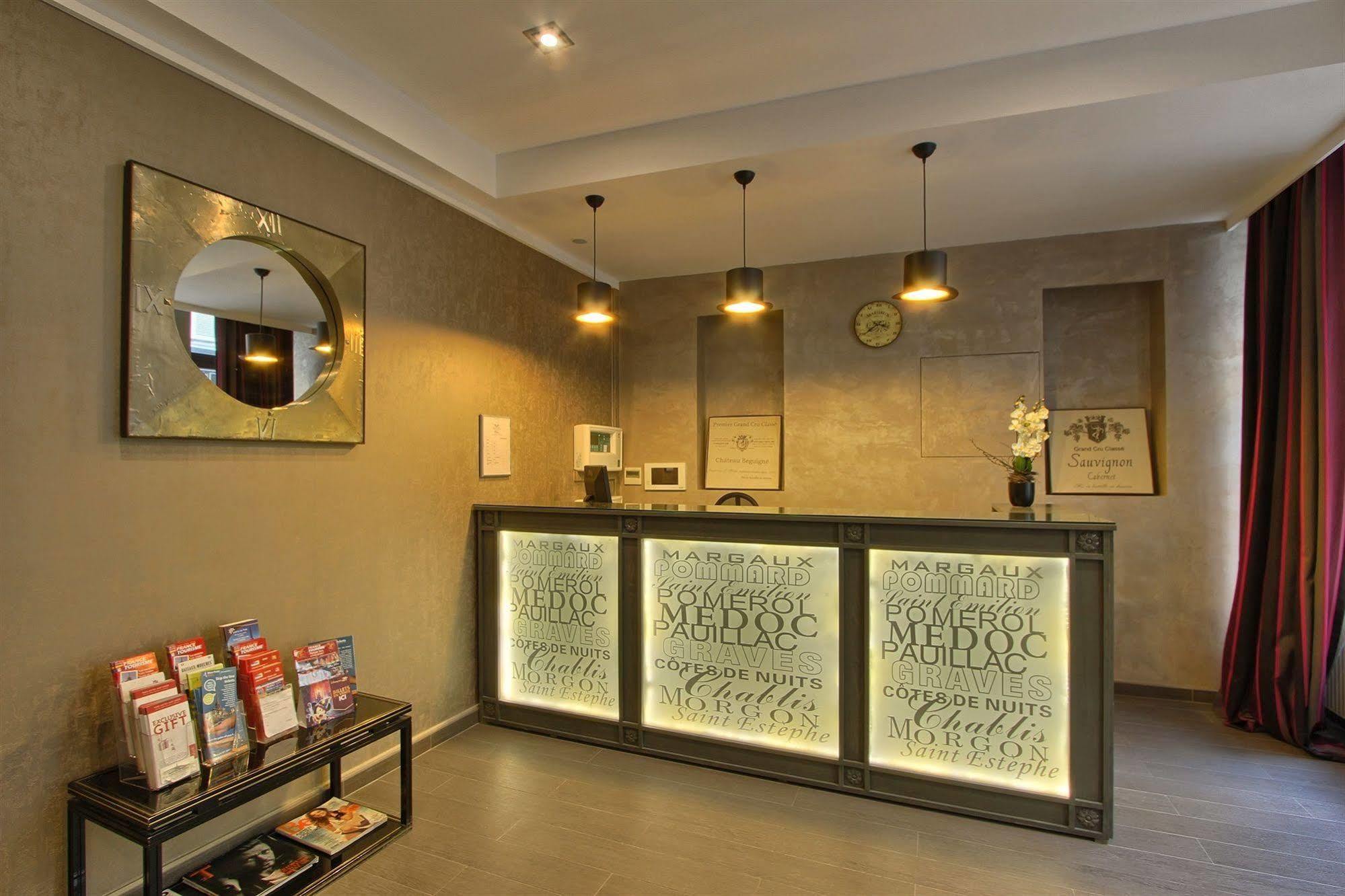 Margaux Opéra Montmartre Hotel 3*