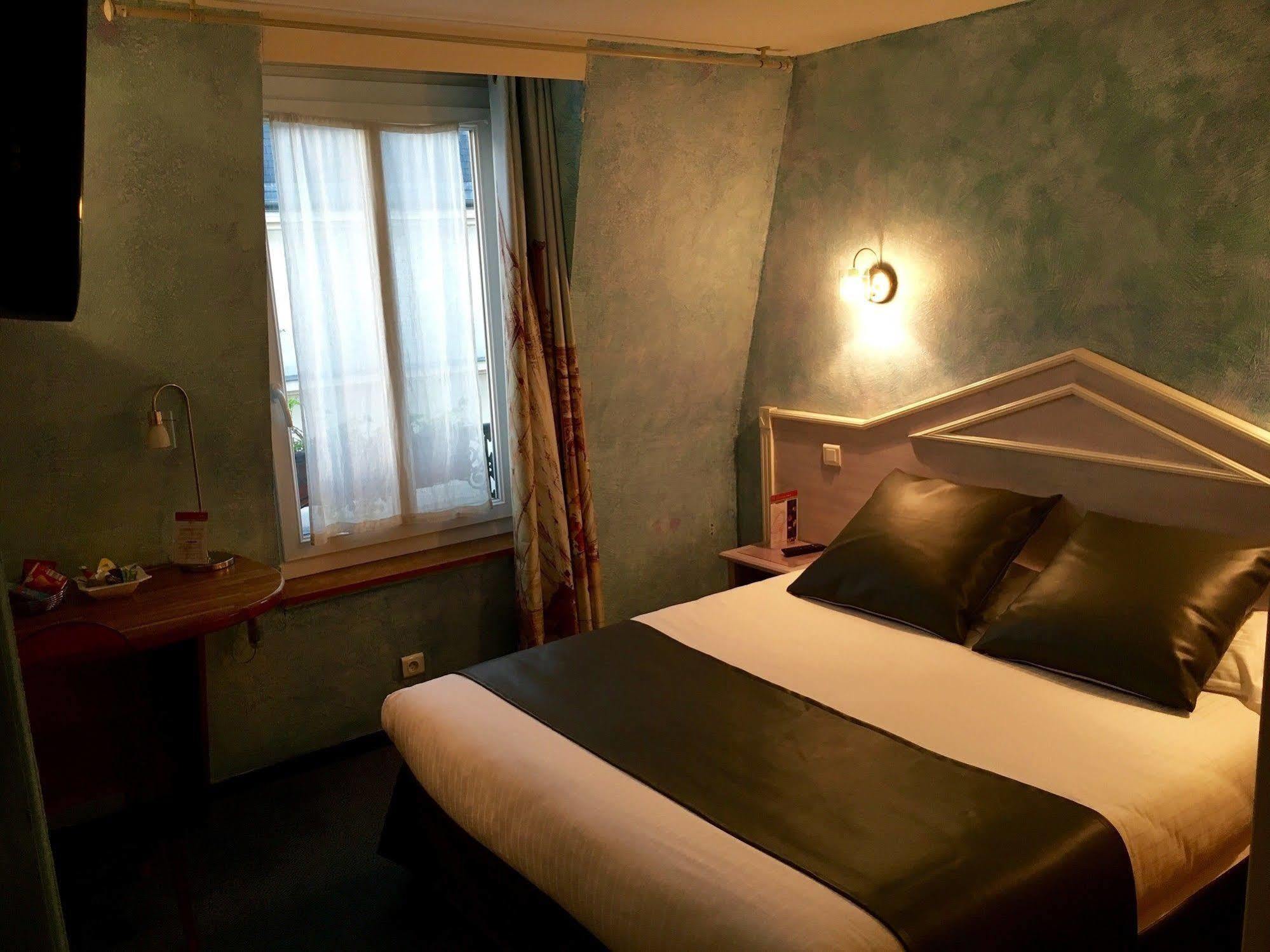 3h Marais Hotel 3*