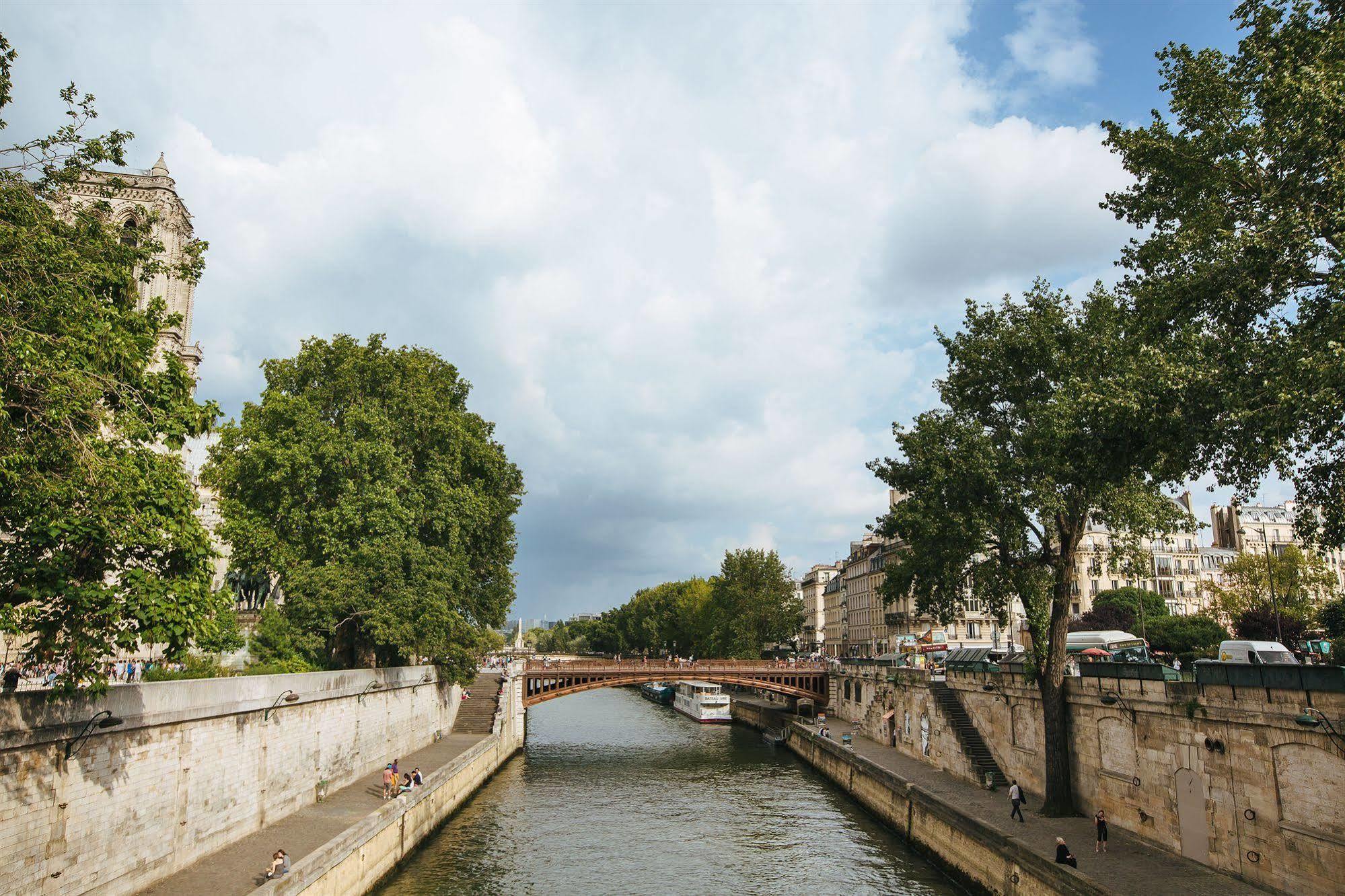 Dauphine Saint Germain Hotel Paris