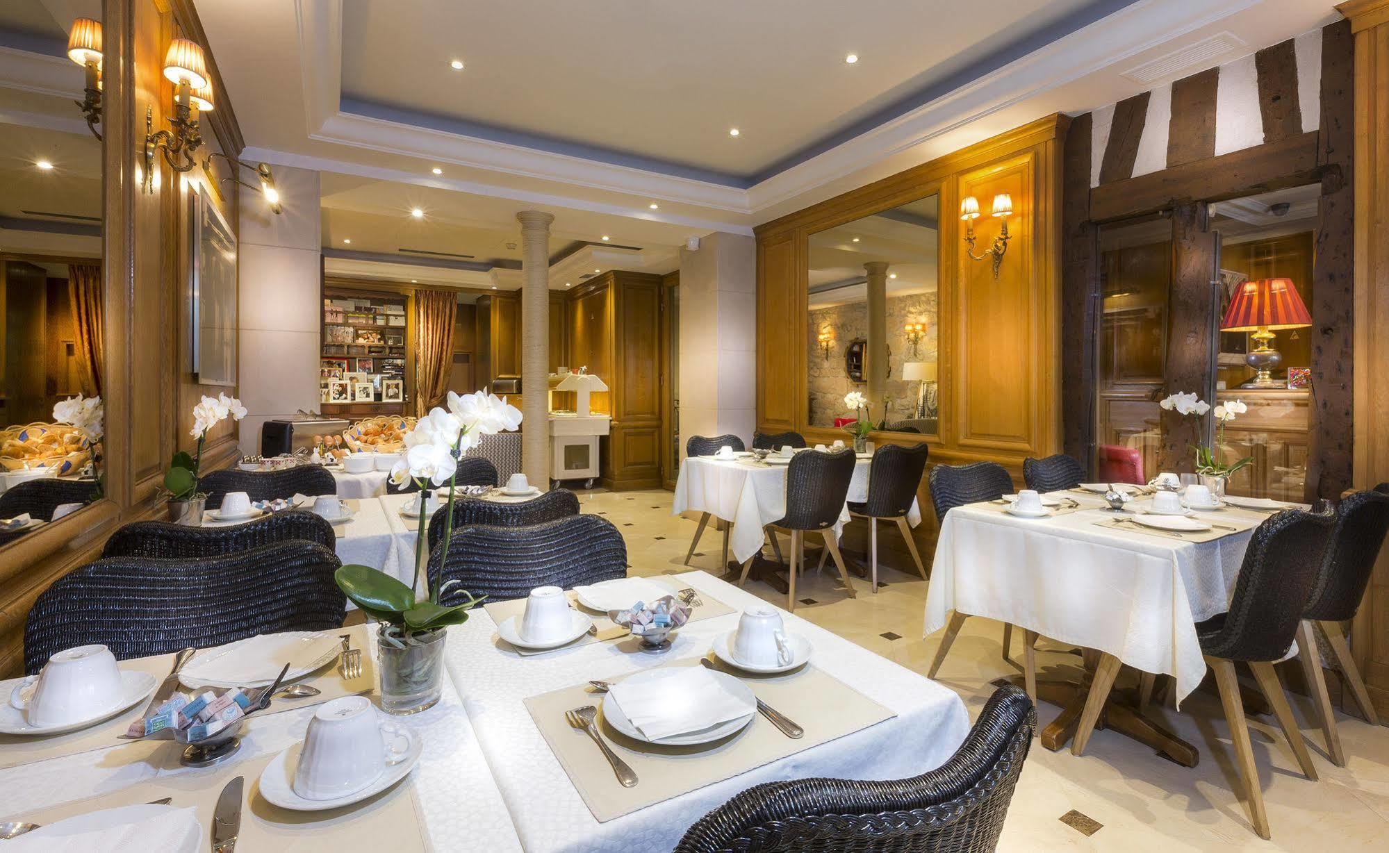 Dauphine Saint Germain Hotel
