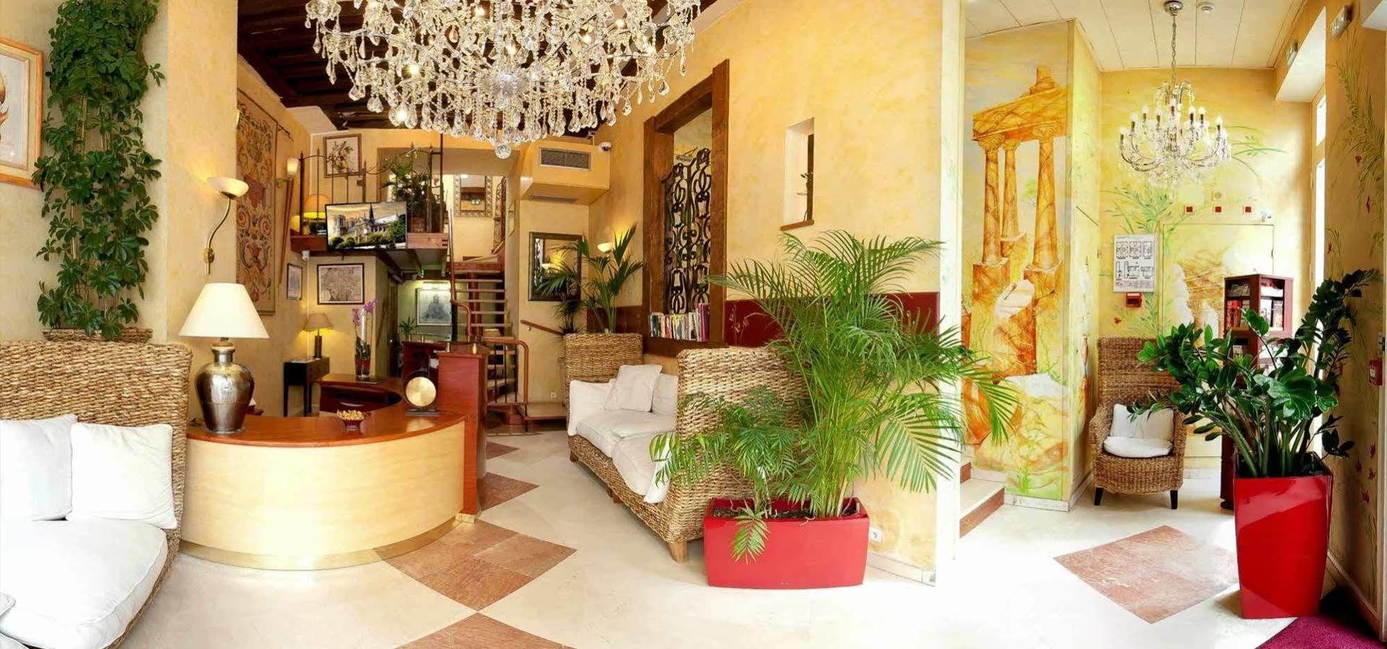 3h Marais Hotel