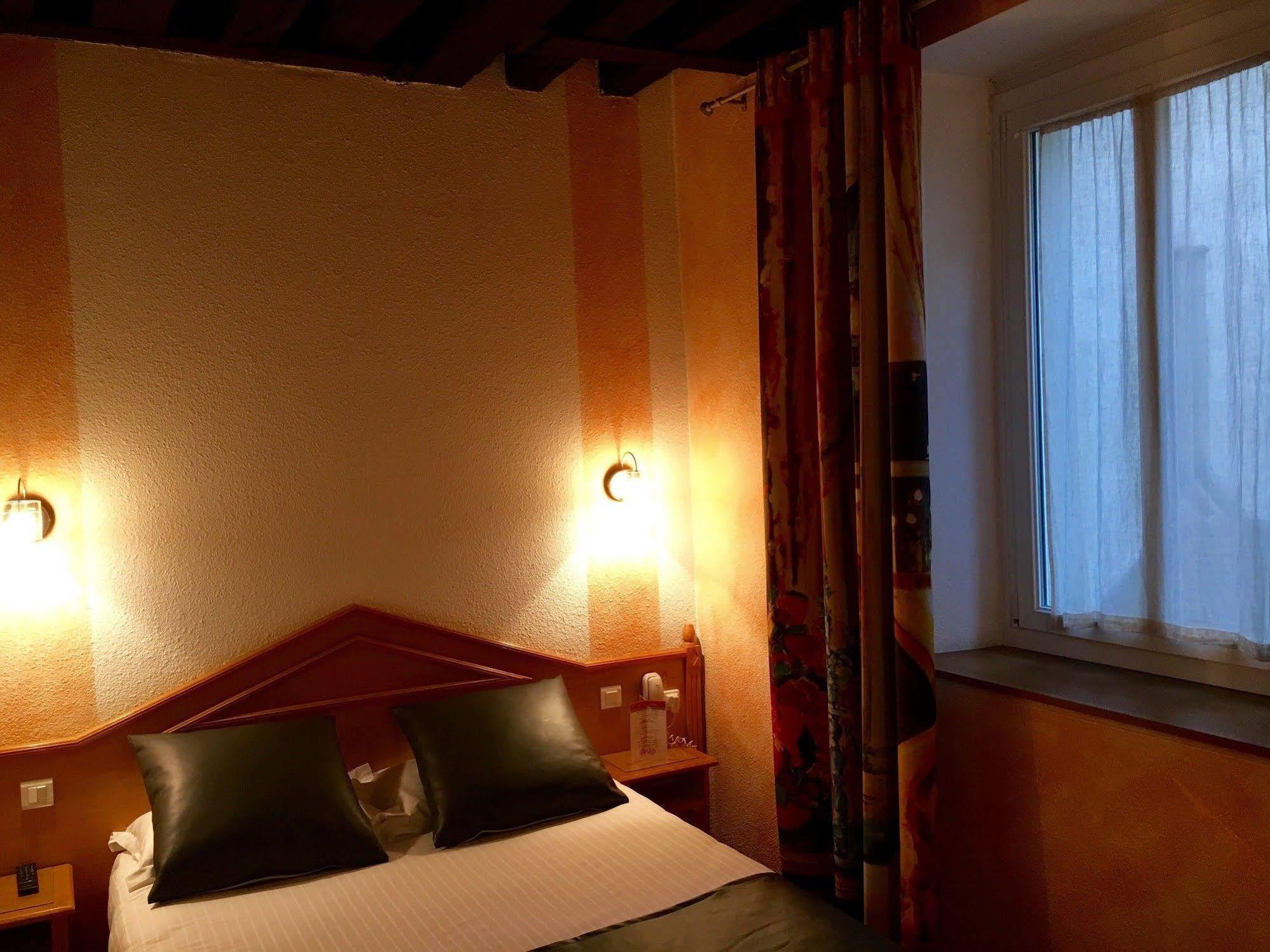 Hotel 3h Marais 3*