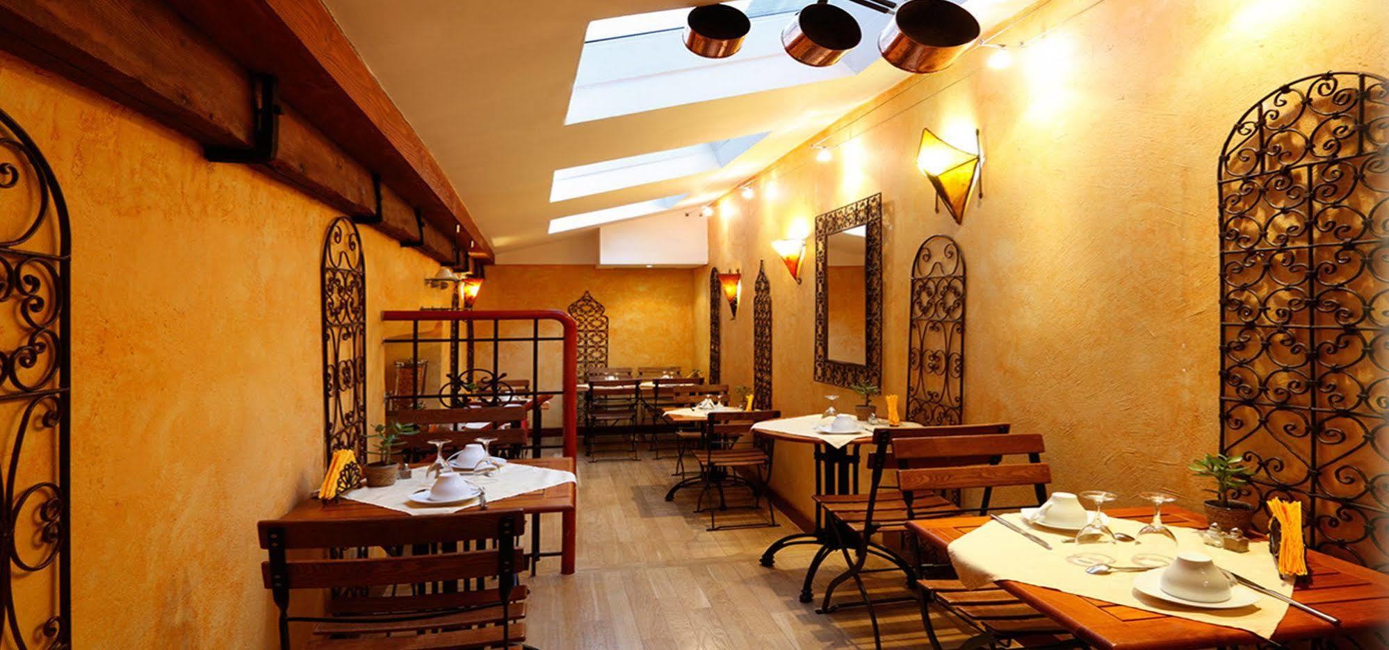 Ecole 3* Paris