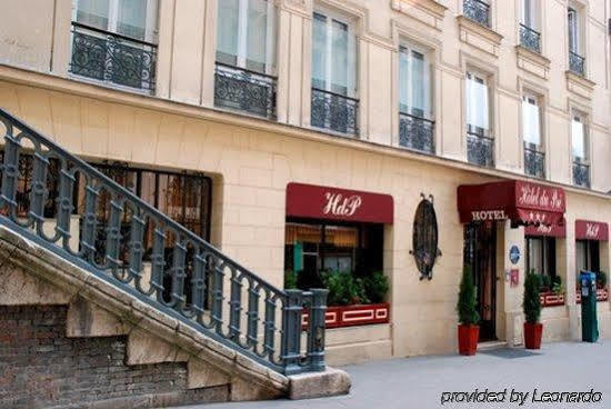 Du Pre Hotel 3*