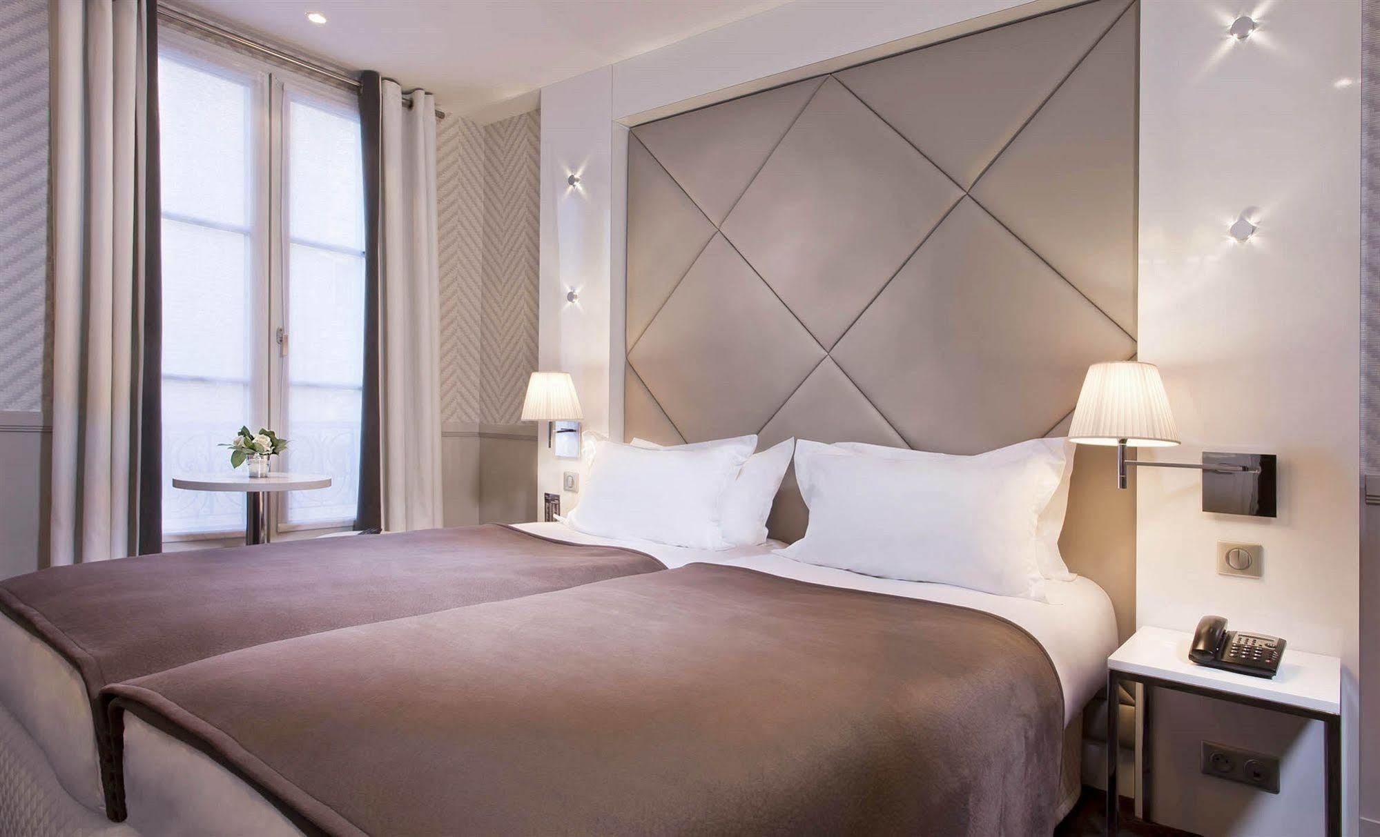 Hotel Longchamp Elysees 3*