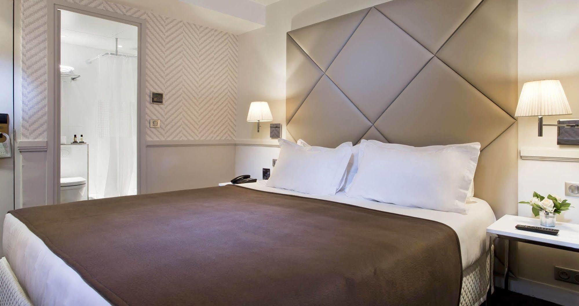 Hotel Longchamp Elysées 3*