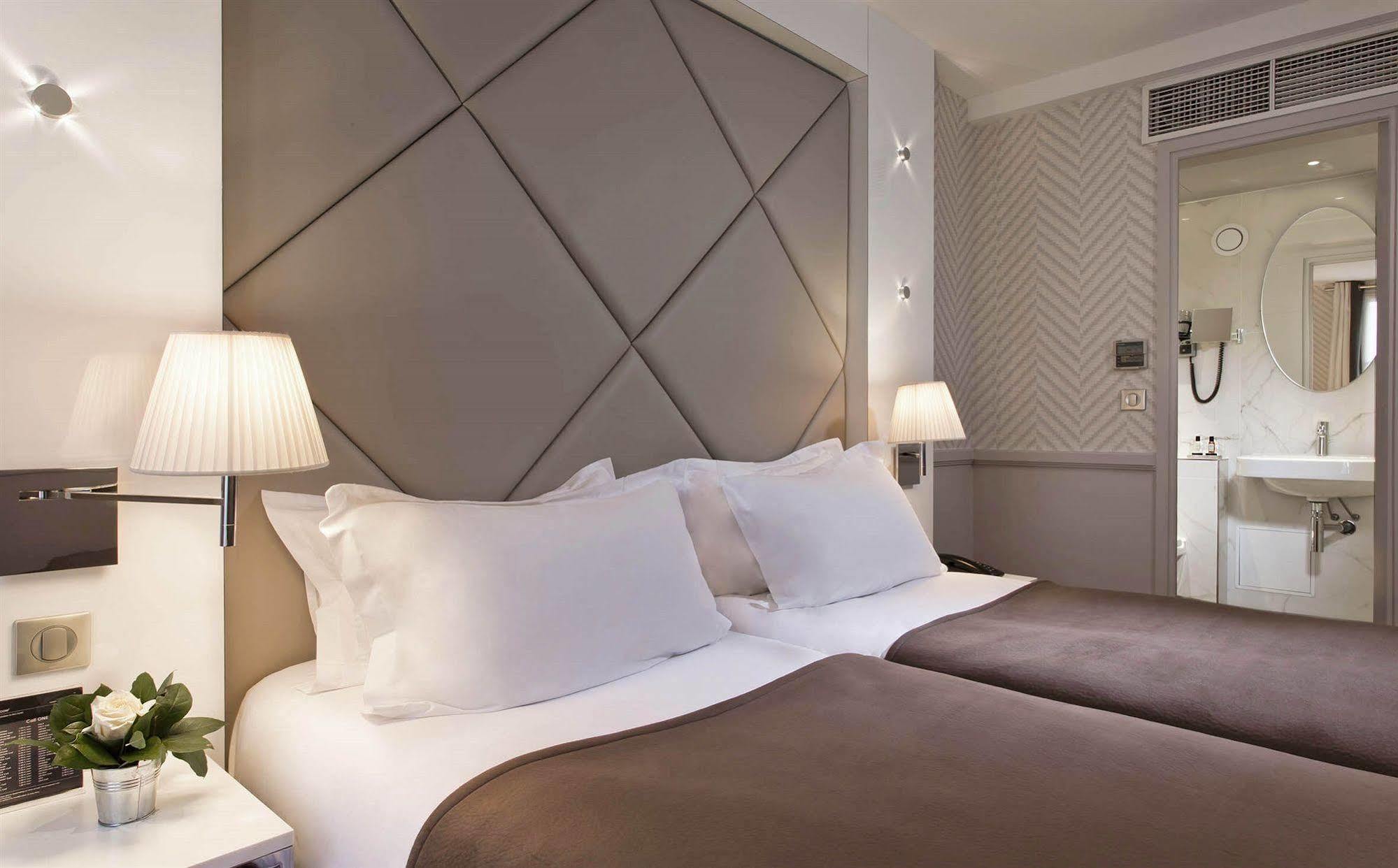 Hotel Longchamp Elysees 3*