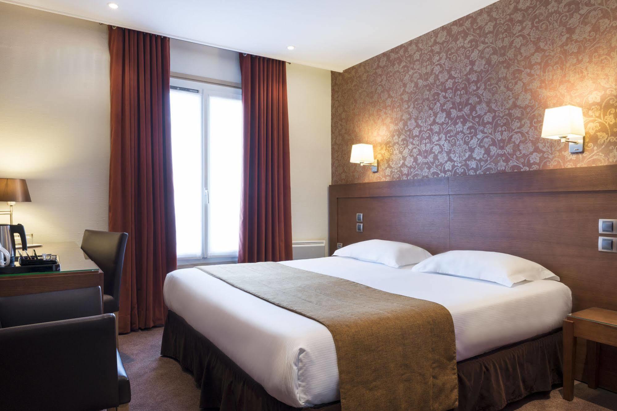 Hotel Volney Opera Paris