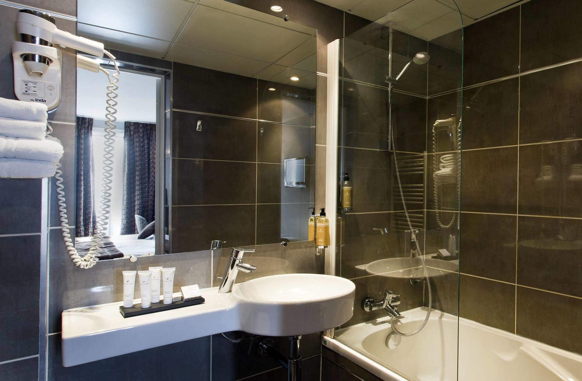 Hotel Du Eugene 3*