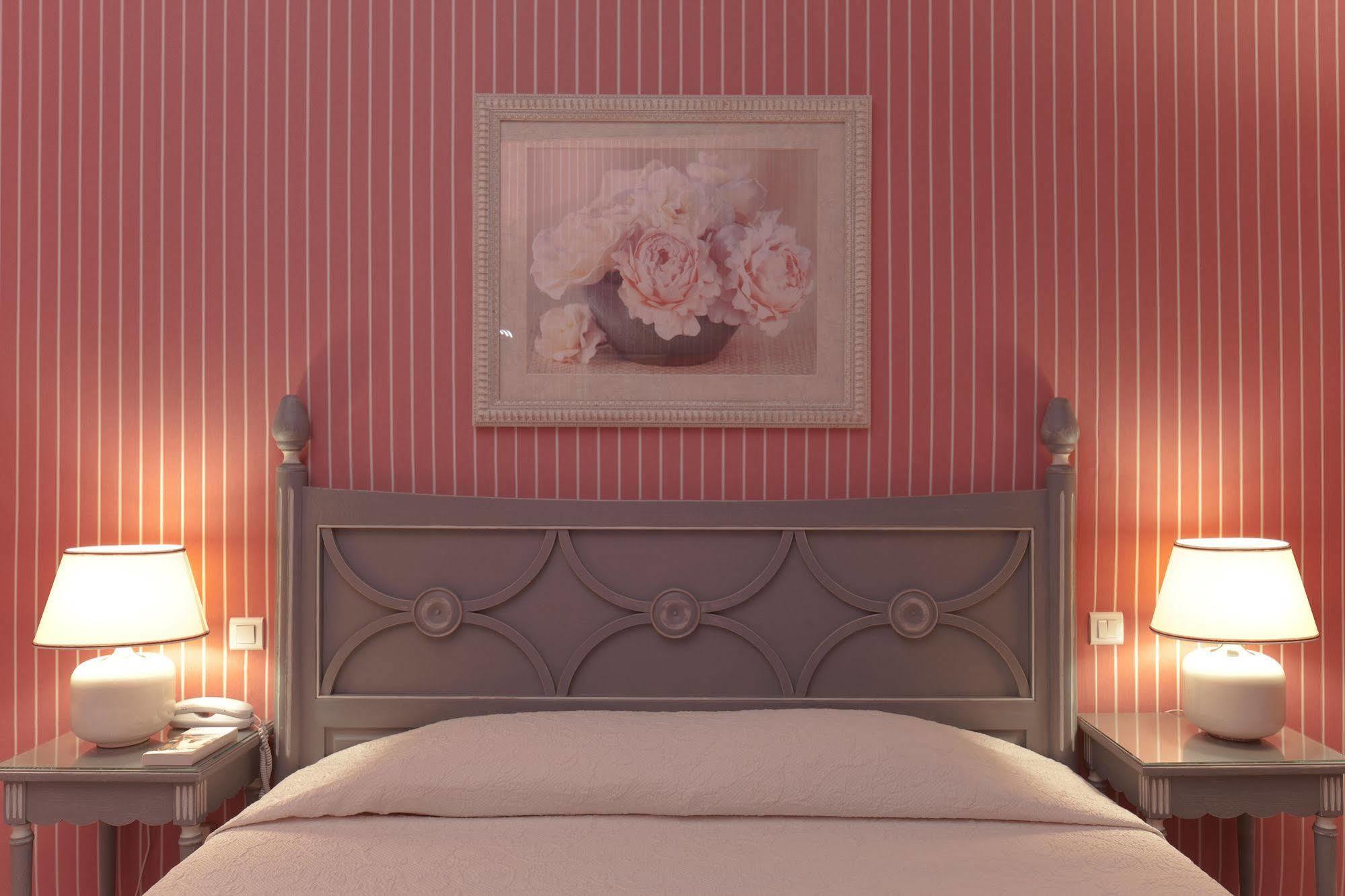 Hotel Beaubourg